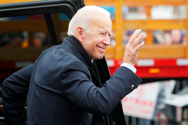 © Reuters. Former U.S. Vice President Joe Biden arrives at a rally with striking Stop & Shop workers in Boston