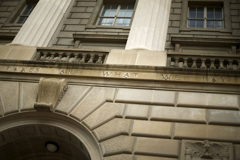 © Reuters. General view of the Internal Revenue Service (IRS) building, with the partial quote "taxes are what we pay," in Washington