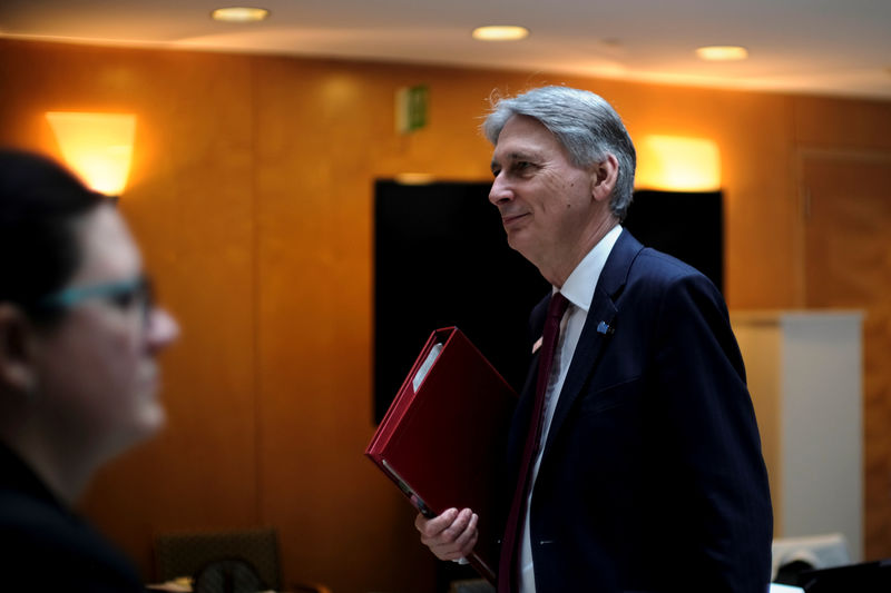 © Reuters. Chancellor of the Exchequer Philip Hammond attends the IMF and World Bank's 2019 Annual Spring Meetings, in Washington