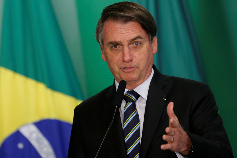 © Reuters. Presidente Jair Bolsonaro durante cerimônia em Brasília