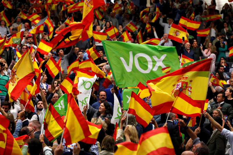 © Reuters. Crece la especulación sobre el voto oculto de VOX en el fin de campaña