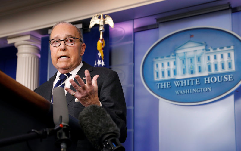 © Reuters. White House economic adviser Larry Kudlow speaks at the White House in Washington