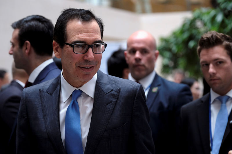 © Reuters. U.S. Treasury Secretary Steven Mnuchin at the IMF and World Bank Spring Meetings in Washington