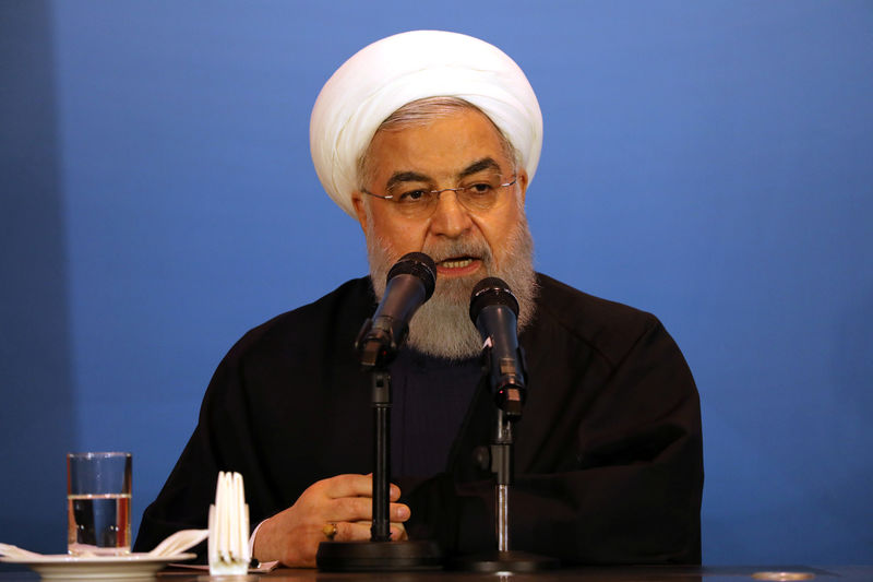 © Reuters. FILE PHOTO: Iranian President Hassan Rouhani speaks during a meeting with tribal leaders in Kerbala