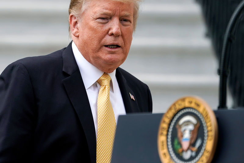 © Reuters. U.S. President Donald Trump arrives for an event honoring 2018 NASCAR Cup Series Champion Joey Logano in Washington