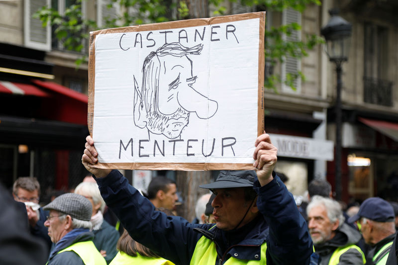 © Reuters. FAIBLE MOBILISATION POUR LE 25E SAMEDI D'ACTION DES "GILETS JAUNES"