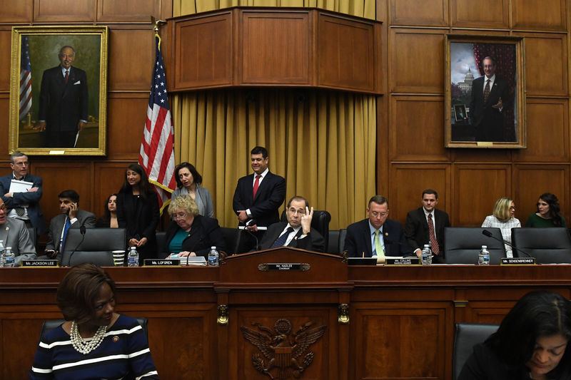 © Reuters. FILE PHOTO - House Judiciary Committee Chair Jerry Nadler (D-NY) begins a House Judiciary Committee hearing on "The Justice Department's investigation of Russian interference with the 2016 presidential election", that U.S. Attorney General 