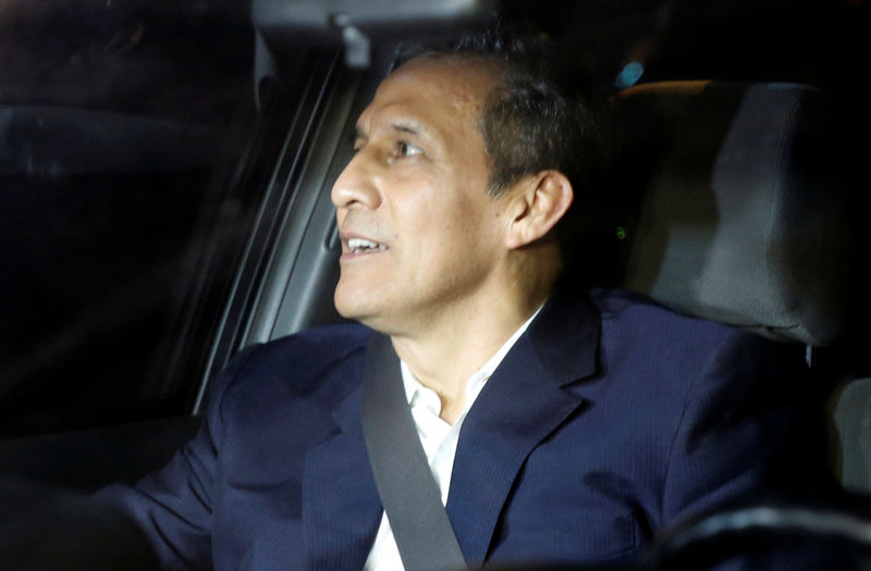© Reuters. Foto de archivo del expresidente de Perú Ollanta Humala abandonando la sede del Partido Nacionalista Peruano en Lima