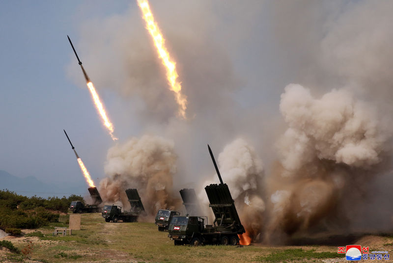 © Reuters. Forças Armadas da Coreia do Norte realizam "simulação de ataque"