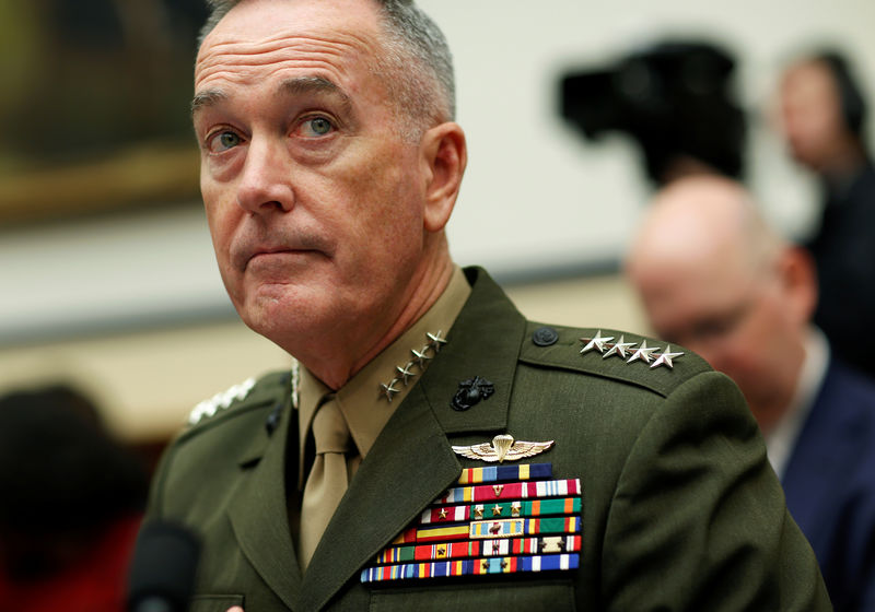 © Reuters. رئيس الأركان الأمريكي: ينبغي إبقاء قوات في أفغانستان حتى انتهاء التمرد