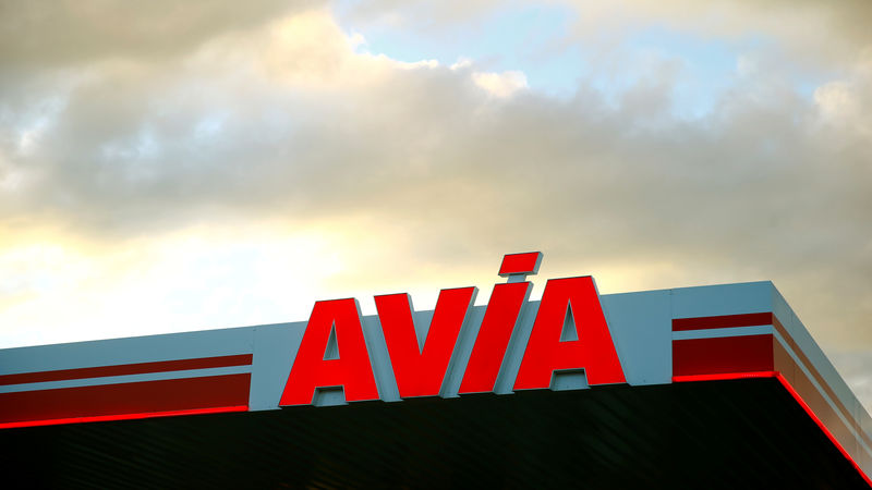 © Reuters. Logo of Avia is seen at a petrol station in Ruemlang