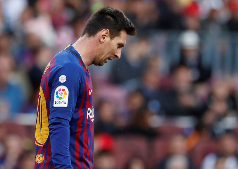 © Reuters. برشلونة يوجه ضربة لخيتافي وسط غضب جماهيره بعد السقوط الأوروبي