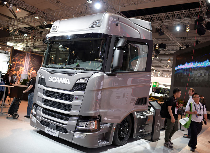 © Reuters. Truck of Swedish company Scania is pictured in Hanover