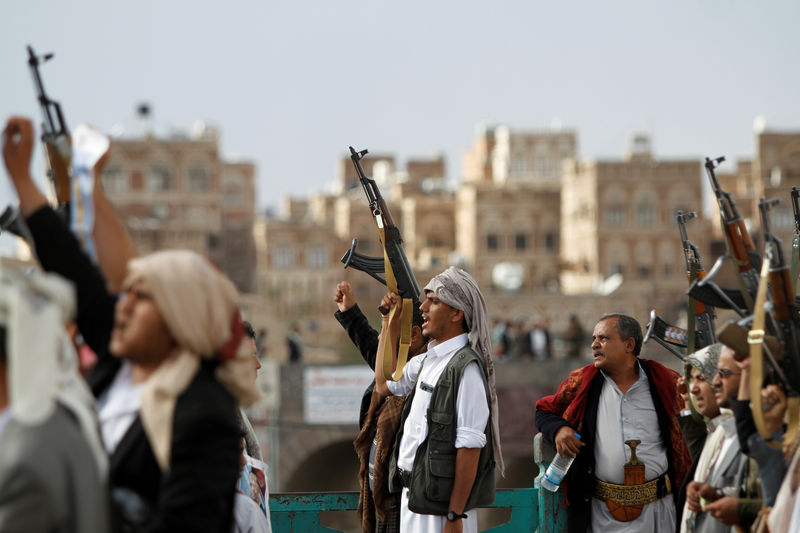 © Reuters. العربية: قوات تدعمها السعودية تقتل 97 حوثيا في هجوم بمحافظة الضالع اليمنية