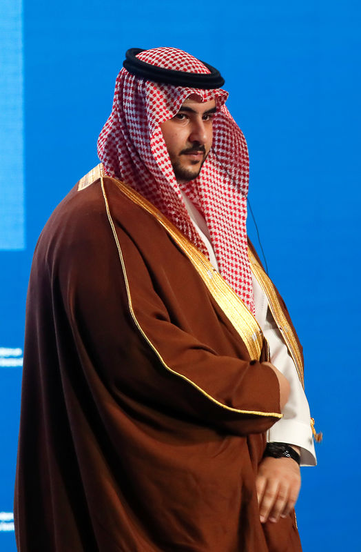 © Reuters. نائب وزير الدفاع السعودي يقول الحوثيين "أداة" في يد إيران