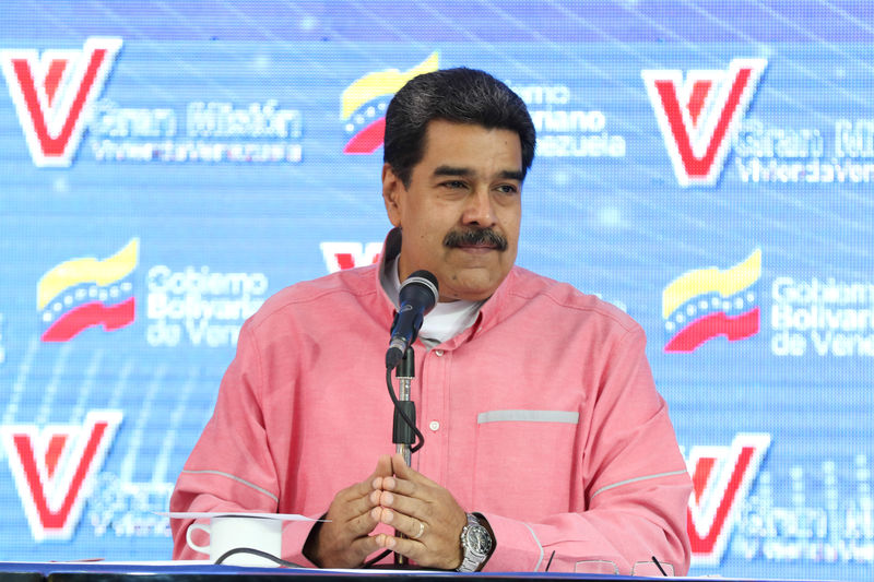 © Reuters. Venezuela's President Nicolas Maduro takes part in a broadcast regarding the government housing programs in Caracas
