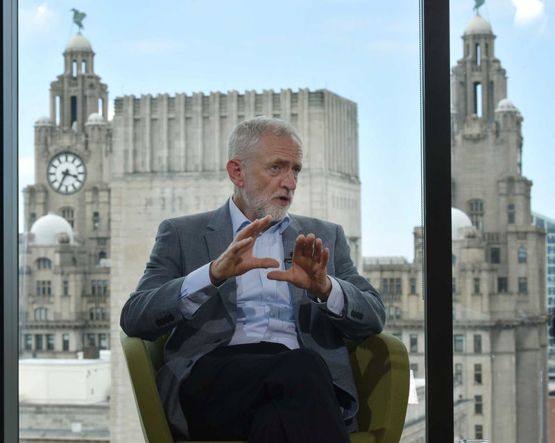 © Reuters. Britain's opposition Labour Party leader Jeremy Corbyn appears on BBC TV's The Andrew Marr Show in London