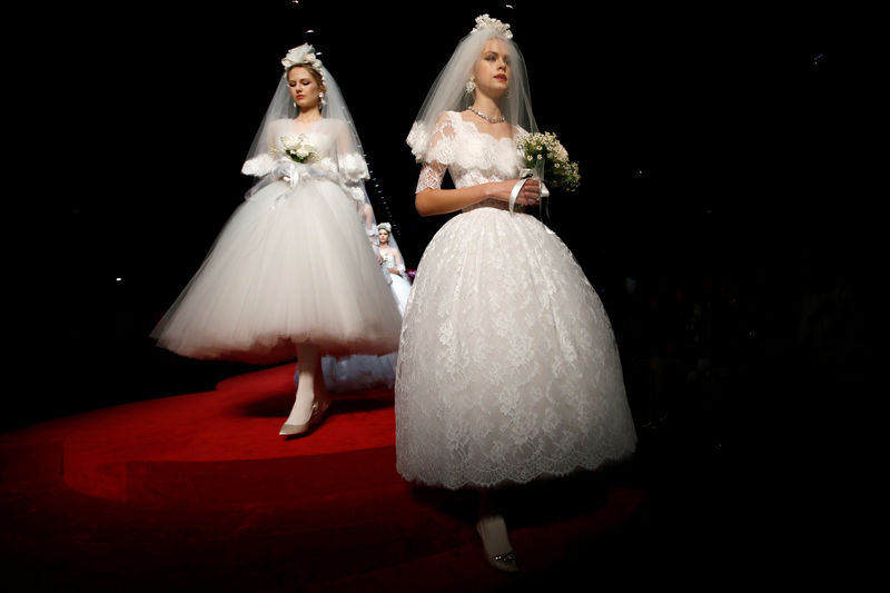 © Reuters. FILE PHOTO: Dolce & Gabbana at Milan Fashion Week