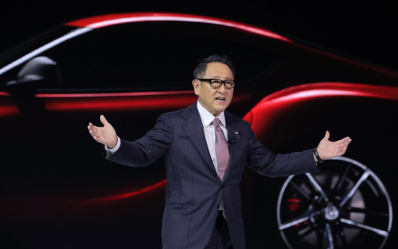 © Reuters. FILE PHOTO: Toyota's Toyoda speaks at the North American International Auto Show in Detroit, Michigan