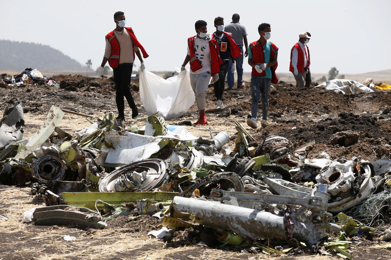 © Reuters. أرملة فرنسية تطالب بوينج بتعويض قدره 276 مليون دولار بسبب الطائرة الإثيوبية