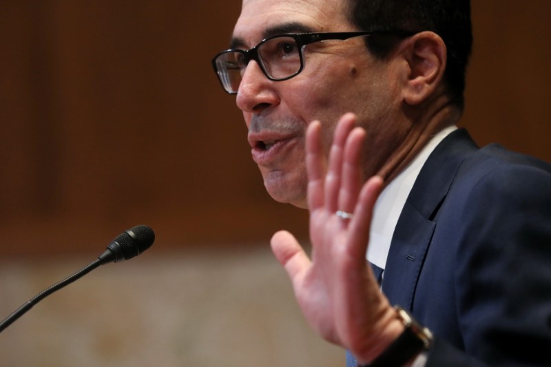 © Reuters. O secretário do Tesouro dos EUA, Steven Mnuchin, durante audiência em subcomitê do Senado, em Washington