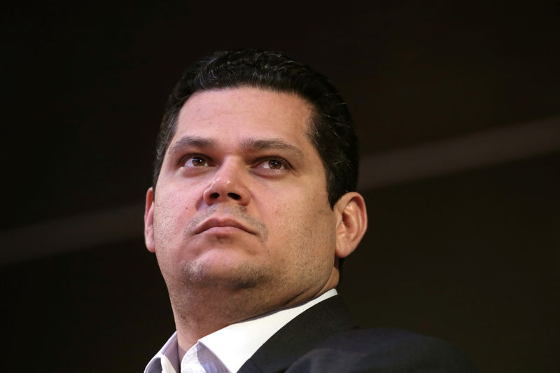 © Reuters. Presidente do Senado, Davi Alcolumbre, durante evento com empresários em Campos do Jordão