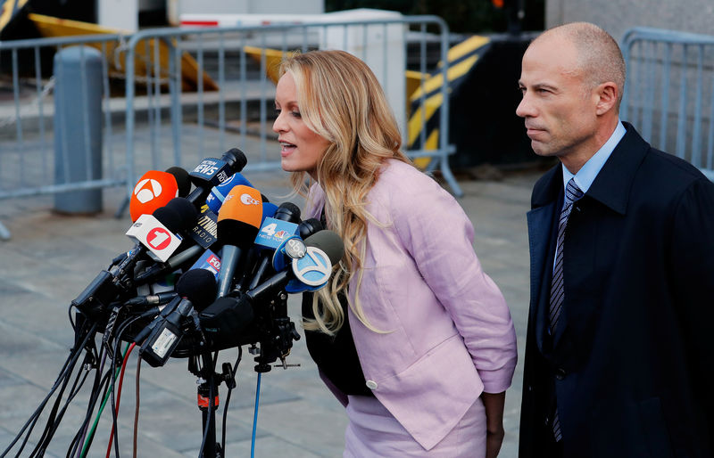 © Reuters. FILE PHOTO: Porn star Stormy Daniels speaks to media along with lawyer Michael Avenatti  outside federal court in Manhattan