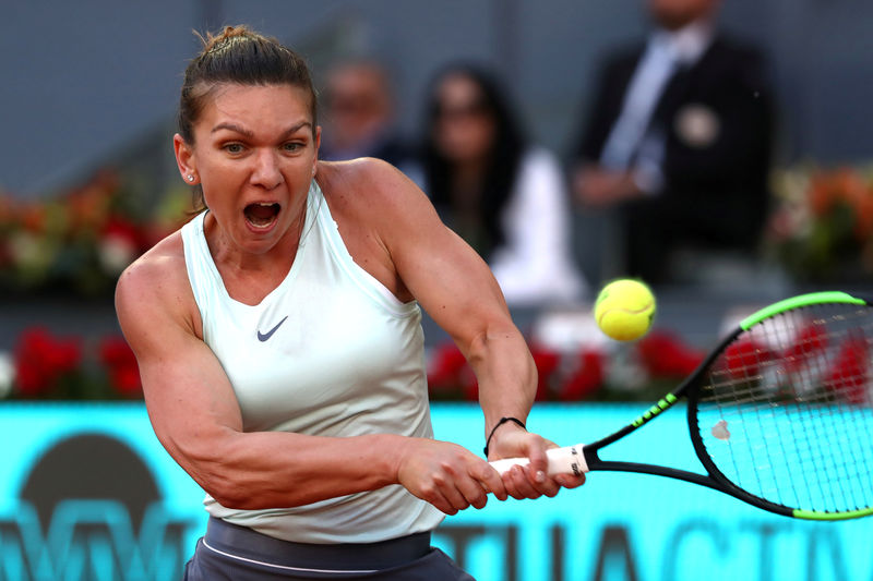 © Reuters. FILE PHOTO: WTA Premier Mandatory - Madrid Open