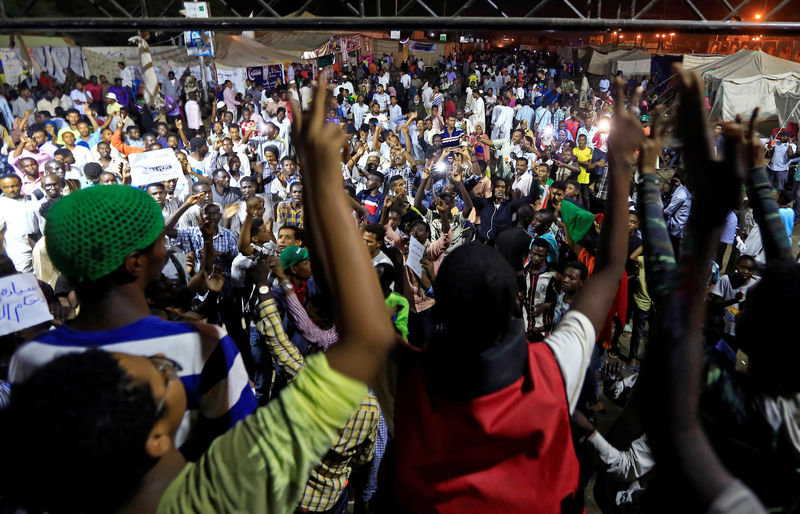 © Reuters. المعارضة السودانية تدعو إلى إضراب لمدة يومين بدءا من الثلاثاء