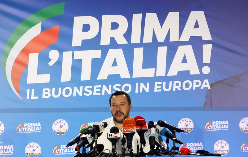 © Reuters. Deputy Prime Minister and League party leader Matteo Salvini speaks to the media at the League party headquarters in Milan