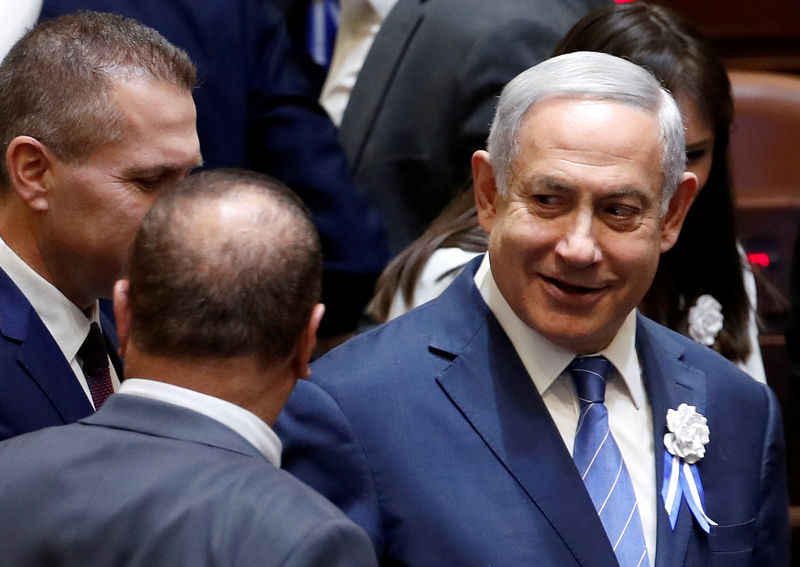 © Reuters. Premiê israelense, Benjamin Netanyahu, no Knesset