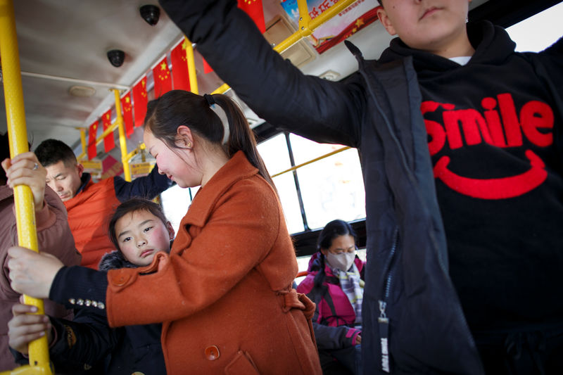 © Reuters. China aparca sus sueños ante los escalofríos de la desaceleración económica