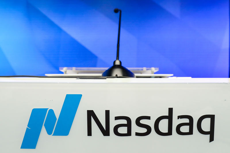 © Reuters. FILE PHOTO: A podium in the client experience space at the Nasdaq Market site in New York