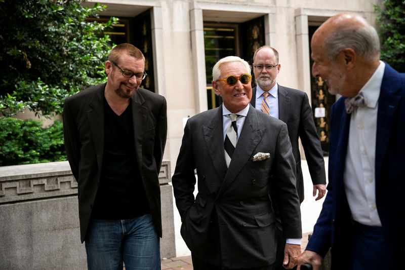 © Reuters. Roger Stone, longtime political ally of U.S. President Donald Trump, departs following a hearing to convince a judge to dismiss charges stemming from Special Counsel Robert Mueller's probe into Russian interference