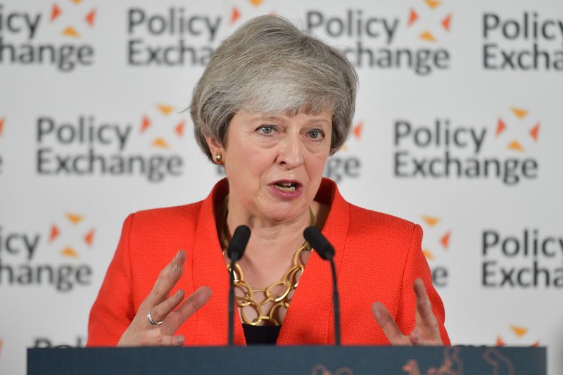 © Reuters. Britain's Prime Minister Theresa May gives a speech in response to the Augar Review into post-18 education in central London