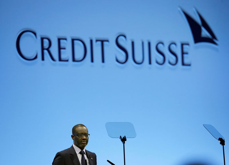 © Reuters. FILE PHOTO: CEO Thiam of Swiss bank Credit Suisse addresses the company's annual shareholder meeting in Zurich