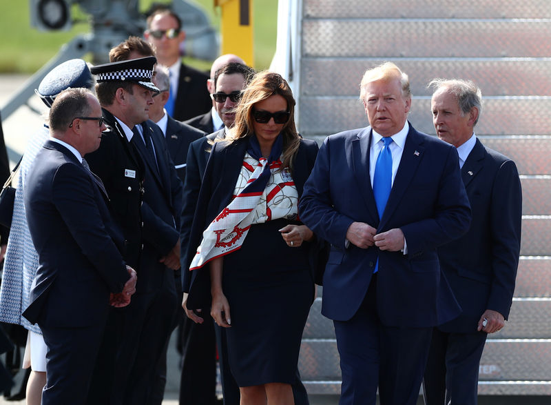 © Reuters. U.S. President Donald Trump visits Britain