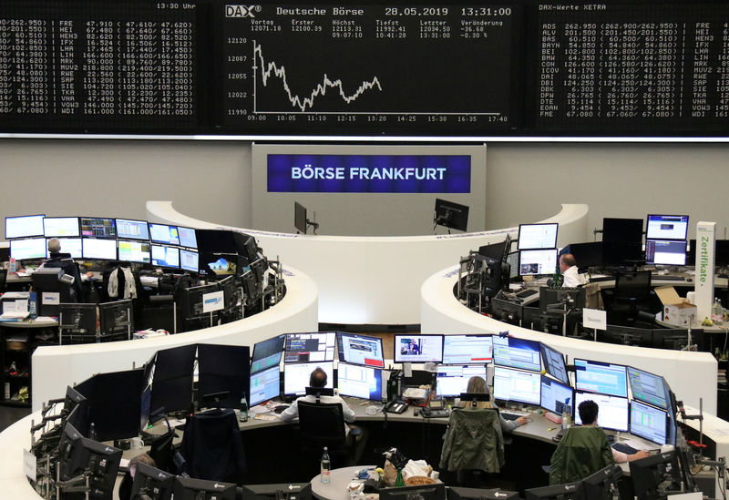 © Reuters. The German share price index DAX graph at the stock exchange in Frankfurt