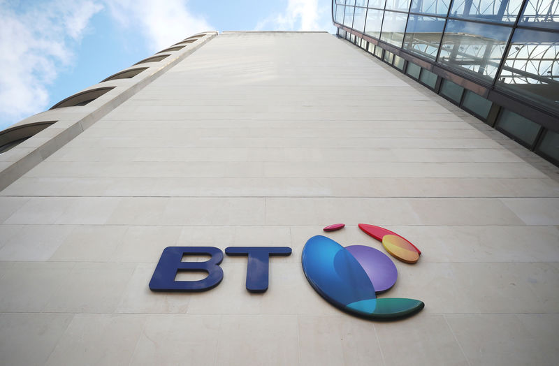 © Reuters. FILE PHOTO: British Telecom (BT)'s headquarters is seen in central London