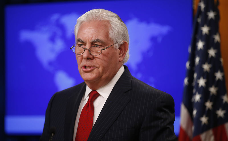 © Reuters. U.S. Secretary of State Rex Tillerson speaks to the media at the U.S. State Department after being fired by President Donald Trump in Washington