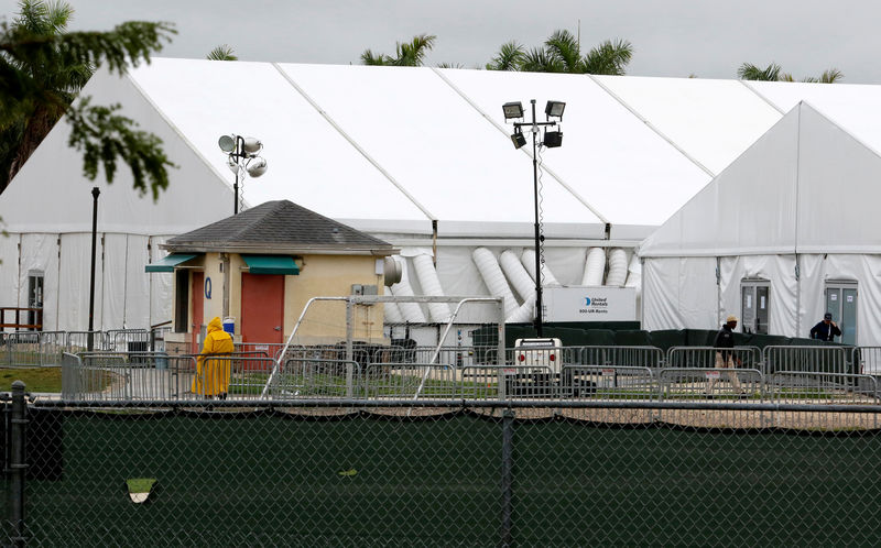 © Reuters. FILE PHOTO: General view of the Homestead Temporary Shelter for Unaccompanied Children, in Homestead