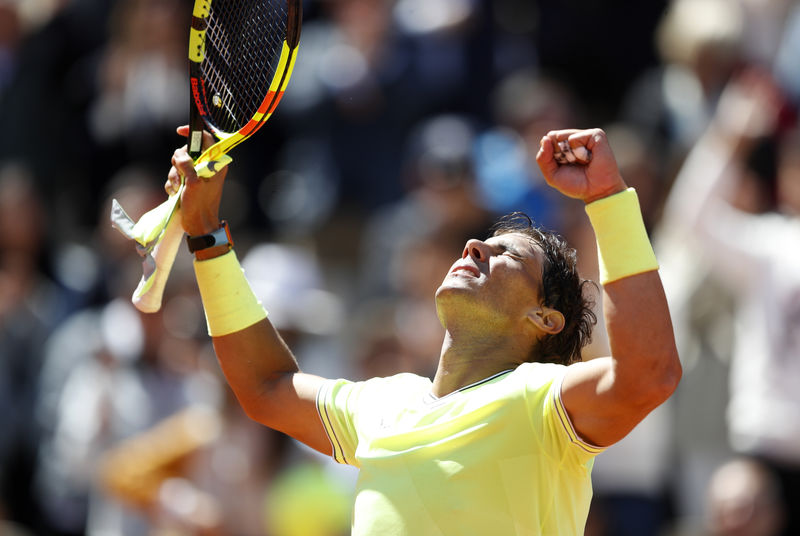 © Reuters. El tenista español Rafael Nadal tras ganar la semifinal en Roland Garros, París