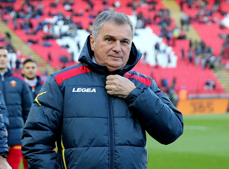 © Reuters. إقالة الصربي تومباكوفيتش مدرب الجبل الأسود بسبب مقاطعة مباراة