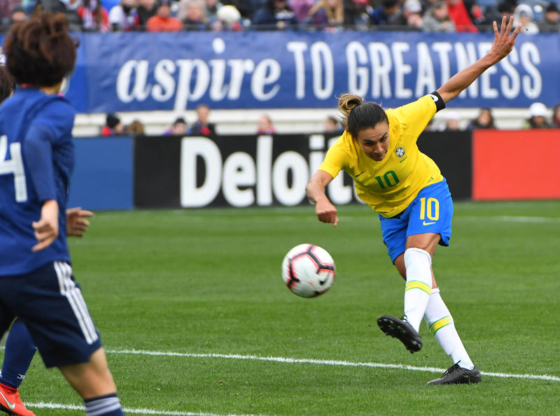 © Reuters. FILE PHOTO: Soccer: She Believes Cup Women's Soccer-Brazil at Japan