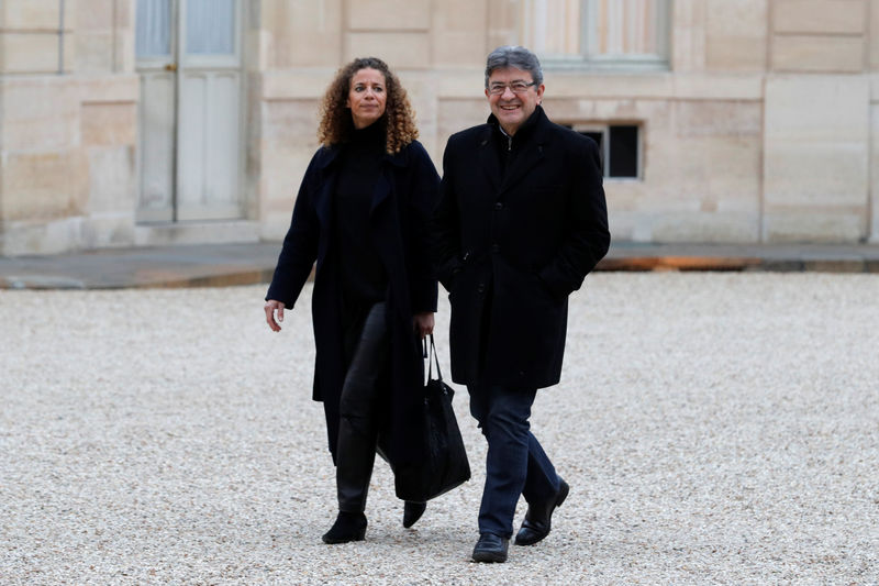 © Reuters. CHARLOTTE GIRARD SE RETIRE DE LA FRANCE INSOUMISE