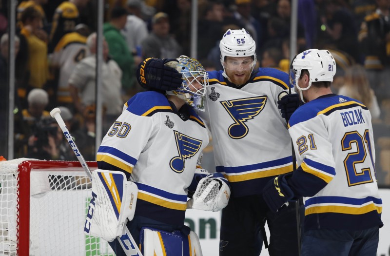 © Reuters. FILE PHOTO: NHL: Stanley Cup Final-St. Louis Blues at Boston Bruins