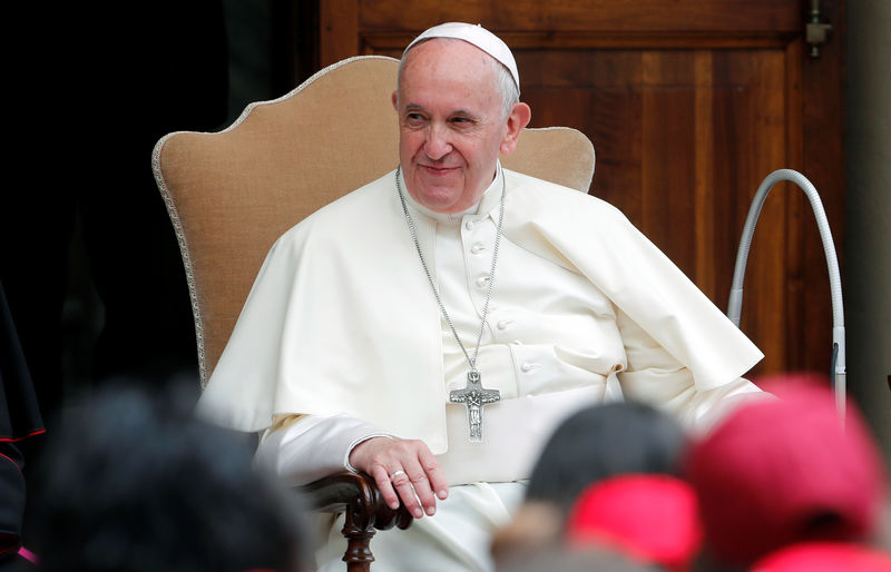 © Reuters. البابا فرنسيس يرغب في القيام بأول زيارة باباوية للعراق