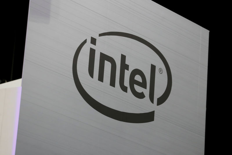 © Reuters. FILE PHOTO: The Intel logo is shown at E3, the world's largest video game industry convention in Los Angeles