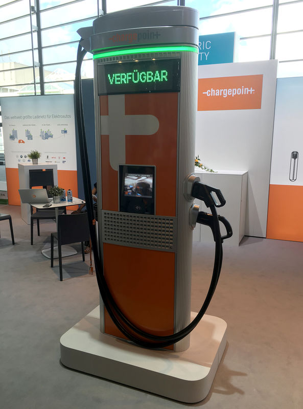 © Reuters. A ChargePoint station on display at the Frankfurt Motor Show (IAA) in Frankfurt