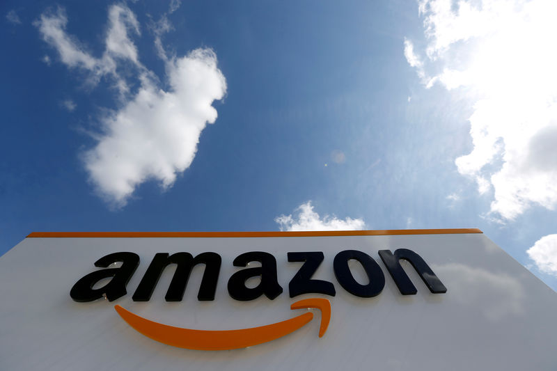 © Reuters. FILE PHOTO: The logo of Amazon is seen at the company logistics centre in Boves